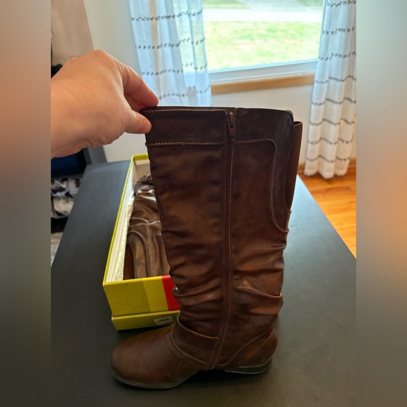 BareTraps Boots Julee w/ Original Box Women's Size 9M Brown Leather EUC - Picture 4 of 8